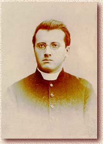 Aveva 30 anni il canonico Guido Maria Conforti quando fondò l'Istituto Saveriano per le Missioni Estere